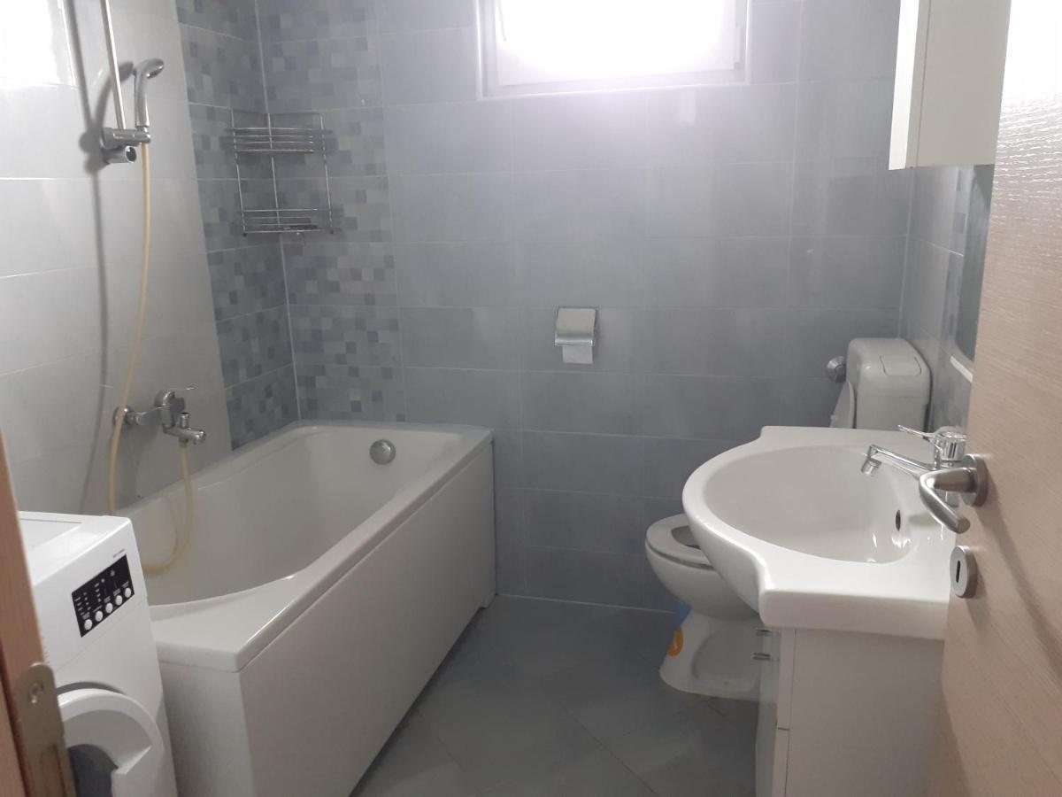 Apartments Rajka Лопар Экстерьер фото
