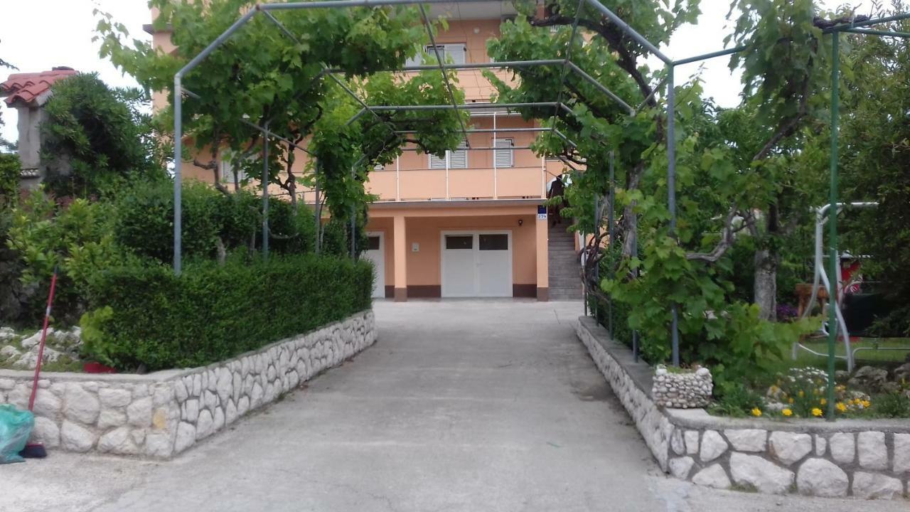 Apartments Rajka Лопар Экстерьер фото